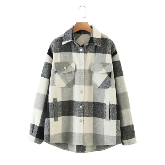 PLUS Plaid round hem shacket button up jacket - Picture 9 of 15